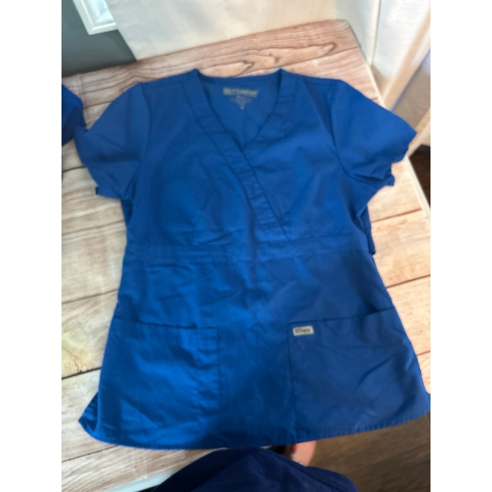 Grey's Anatomy‎ scrub top